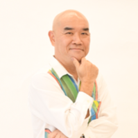 バティックアーティスト リム・アヌアさん