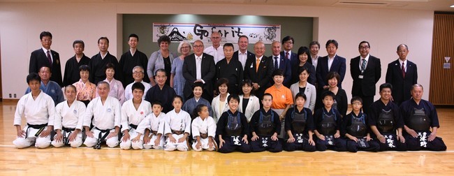 日本武道の披露